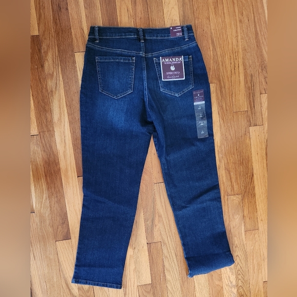 Gloria Vanderbilt Jeans Size 10 Petite NWT ๐๐ - Picture 2 of 9